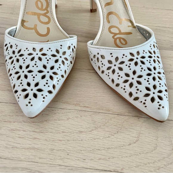 Sam Edelman White Floral Cutout Ankle Strap Odynna Pumps - Picture 2 of 5